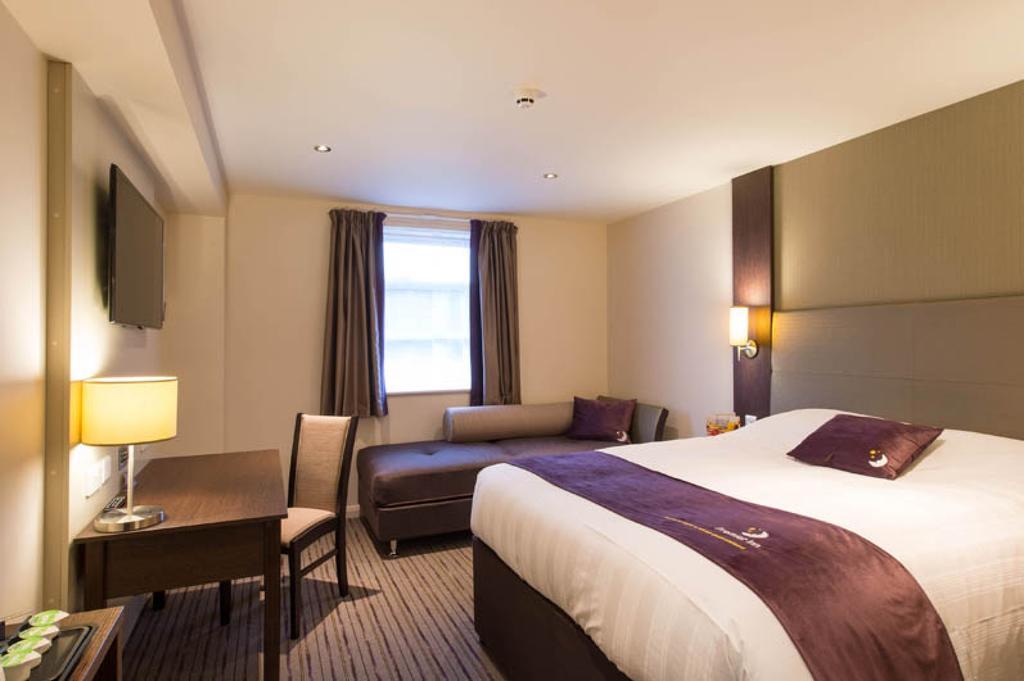 Premier Inn Glasgow - Bellshill Motherwell Esterno foto